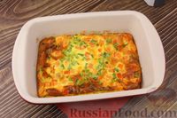 Фото приготовления рецепта: Омлет с кускусом, помидором, сыром и кукурузой (в духовке) - шаг №12