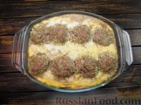 Фото приготовления рецепта: Салат "Мимоза" с хеком и сыром - шаг №5