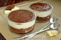 Фото приготовления рецепта: Кремовый десерт с шоколадной глазурью (без выпечки) - шаг №12