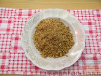 Фото приготовления рецепта: Песочный рулет на сметане, с орехами и мёдом - шаг №8