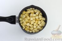 Фото приготовления рецепта: Пюре из репы и картофеля - шаг №4