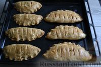 Фото приготовления рецепта: Пирожки из песочного теста на смальце, с говядиной и овощами - шаг №21