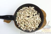 Фото приготовления рецепта: Котлеты из индейки с грибами и укропом - шаг №3