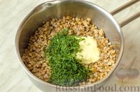 Фото приготовления рецепта: Кулебяка с куриными сердечками, капустой, гречкой и грибами - шаг №30