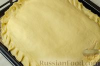 Фото приготовления рецепта: Кулебяка с куриными сердечками, капустой, гречкой и грибами - шаг №43