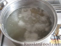 Фото приготовления рецепта: Суп-пюре из чечевицы вегетарианский - шаг №1