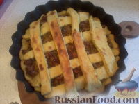Фото приготовления рецепта: Творожный пирог с мясом и капустой - шаг №7
