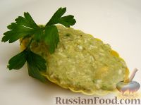Фото к рецепту: Салат-паштет из авокадо с яйцом