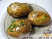 Запеченный красный картофель в духовке