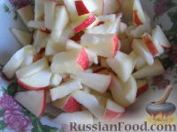 Фото приготовления рецепта: Рулеты с яблоками - шаг №4