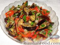 Фото к рецепту: Сливово-баклажанный салат