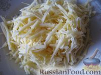 Фото приготовления рецепта: Скумбрия, запечённая с картофелем, грибами и сыром - шаг №13