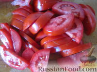 Фото приготовления рецепта: Салат из баклажанов и брынзы - шаг №7