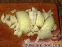 Фото приготовления рецепта: Помидоры, запечённые с сыром сулугуни, чесноком и зеленью - шаг №3