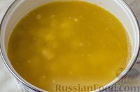 Фото приготовления рецепта: Куриный суп со сливками и лапшой - шаг №10