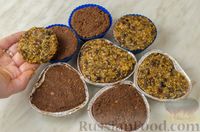 Фото приготовления рецепта: Пирожные из фасоли, с шоколадом, орехами и финиками - шаг №16