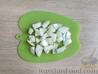 Фото приготовления рецепта: Дрожжевые луковые лепёшки (в духовке) - шаг №2