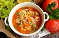 Фото приготовления рецепта: Куриный суп с нутом и томатами - шаг №15
