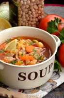 Фото приготовления рецепта: Куриный суп с нутом и томатами - шаг №17