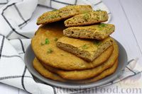 Фото к рецепту: Пшенично-ржаные дрожжевые лепёшки на кефире (в духовке)