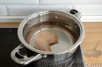 Фото приготовления рецепта: Солянка с консервированным горошком - шаг №2