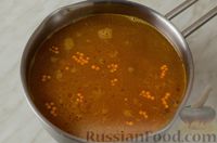 Фото приготовления рецепта: Пряный куриный суп с чечевицей, томатами и морковной "лапшой" - шаг №7