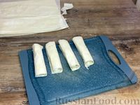 Фото приготовления рецепта: Трубочки из теста фило с меренгой и орехами - шаг №12