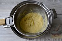Фото приготовления рецепта: Крем-суп из кукурузы и капусты с картофельными крокетами - шаг №8