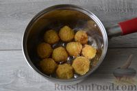 Фото приготовления рецепта: Крем-суп из кукурузы и капусты с картофельными крокетами - шаг №24