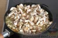 Фото приготовления рецепта: Закусочный капустно-грибной кекс - шаг №5