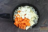 Фото приготовления рецепта: Рассольник с рыбными фрикадельками и перловкой - шаг №10