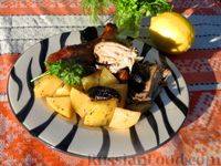 Фото приготовления рецепта: Утка, запечённая с картошкой и черносливом (в рукаве) - шаг №15