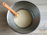 Фото приготовления рецепта: Бисквит на горячем молоке со сливочным маслом - шаг №9