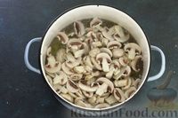 Фото приготовления рецепта: Постный борщ с пекинской капустой и грибами - шаг №6