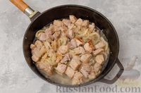 Фото приготовления рецепта: Булгур со свининой и грибами (на сковороде) - шаг №6