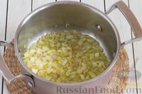 Фото приготовления рецепта: Суп с чечевицей, рисом и булгуром - шаг №3