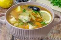 Фото к рецепту: Рыбный суп с шампиньонами и солёными огурцами