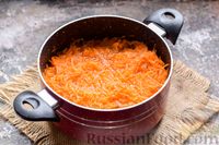 Фото приготовления рецепта: Постный морковный манник с изюмом - шаг №8
