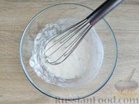 Фото приготовления рецепта: Открытые мини-пироги с грибами и сыром (из дрожжевого теста) - шаг №4