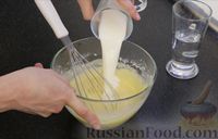 Фото приготовления рецепта: Запечённые блины с творогом под сметанно-медовым соусом - шаг №3