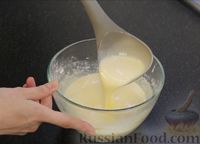 Фото приготовления рецепта: Запечённые блины с творогом под сметанно-медовым соусом - шаг №5