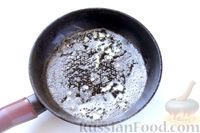 Фото приготовления рецепта: Картофельная запеканка с грибами в сливочном соусе - шаг №4
