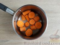 Фото приготовления рецепта: Сладкие морковные котлеты с манкой - шаг №3