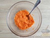 Фото приготовления рецепта: Сладкие морковные котлеты с манкой - шаг №10