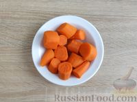 Фото приготовления рецепта: Сладкие морковные котлеты с манкой - шаг №5