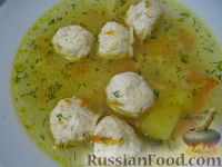 Фото приготовления рецепта: Суп с фрикадельками и вермишелью - шаг №11