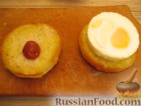 Фото приготовления рецепта: Мини-бургеры с запеченным яйцом - шаг №6