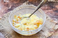 Фото приготовления рецепта: Рисовые кексы на молоке, с ананасом и изюмом - шаг №7