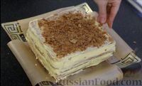 Фото приготовления рецепта: Хрустящий торт "Наполеон" - шаг №48