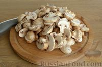 Фото приготовления рецепта: Котлеты из куриного фарша и картофеля, в грибном соусе - шаг №10